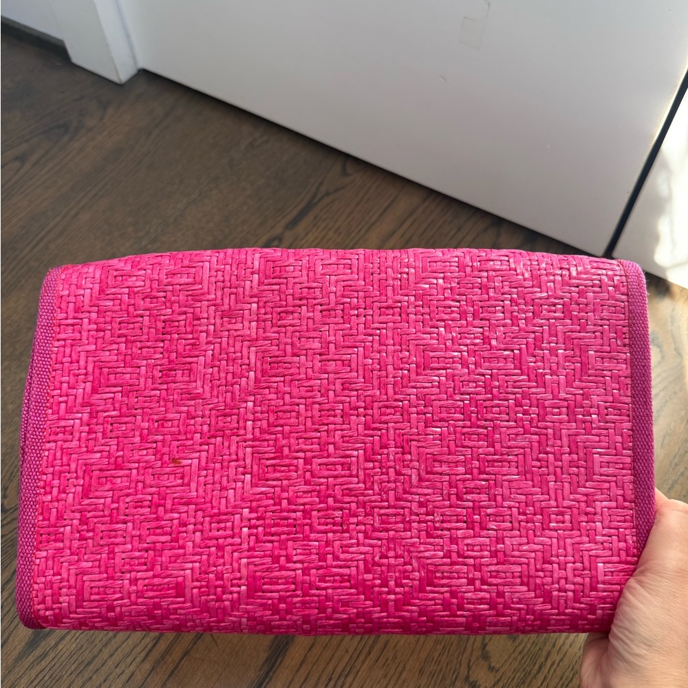 New Pink Woven Clutch, perfect for summer outfits! - Picture 3 of 5